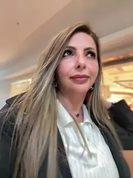  Abril-Office1 online show from January 7, 6:10 pm