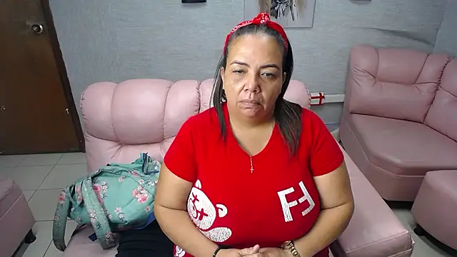 Penelope Nipples  online show from January 17, 12:10 pm