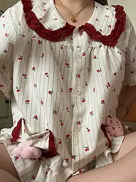 Ruby bear online show from March 25, 7:47 am