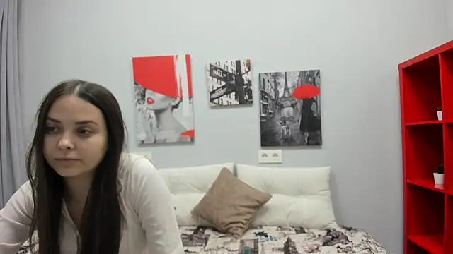 Tiny JuJu online show from May 29, 1:14 am