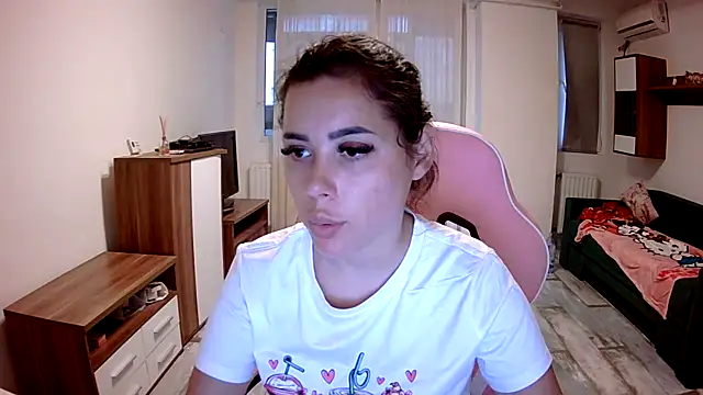 LovelyJulliette online show from September 11, 3:56 pm