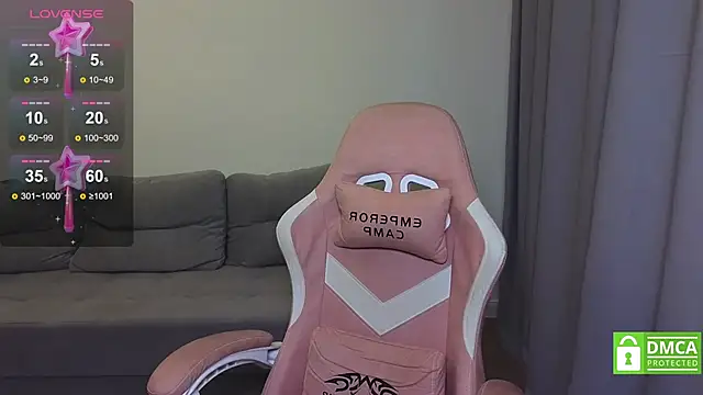 CaseyLabow online show from March 8, 11:58 am