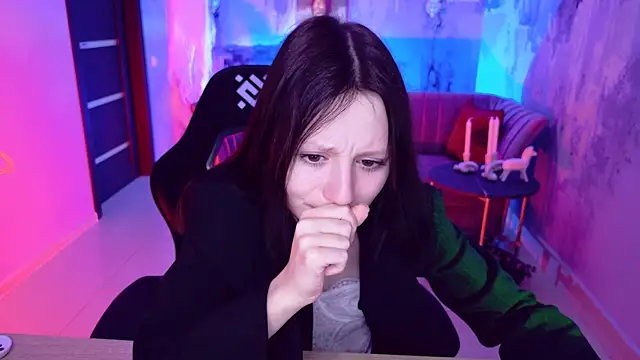 Snapshot of VeliraBraitberg chatting on December 18, 2:17 pm VeliraBraitberg online show from December 18, 2:17 pm