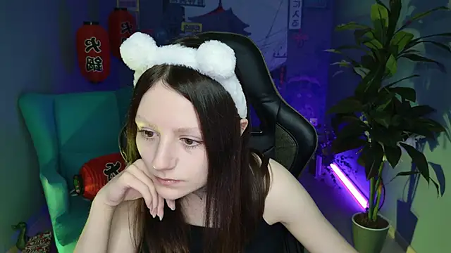 Snapshot of VeliraBraitberg chatting on December 29, 5:10 am VeliraBraitberg online show from December 29, 5:10 am