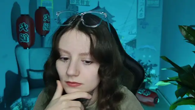 Snapshot of VeliraBraitberg chatting on February 7, 8:11 am VeliraBraitberg online show from February 7, 8:11 am