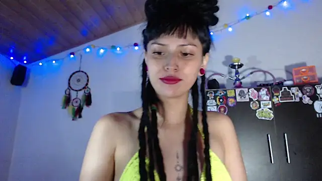 Gaby cute 16 online show from May 30, 3:36 am