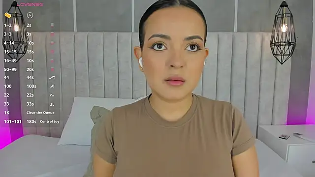 lea gray online show from November 3, 5:58 pm