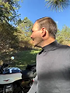 Adventurehotman online show from October 23, 10:58 am