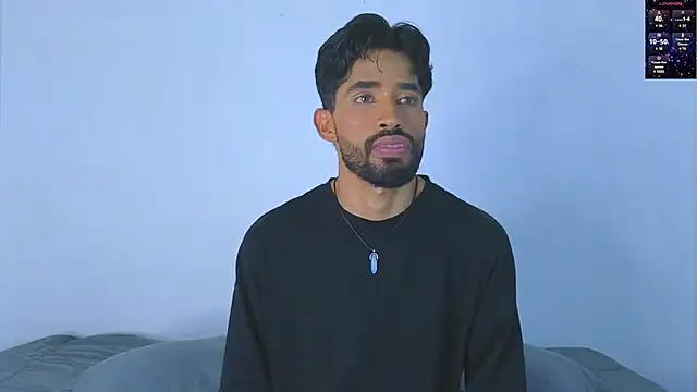 Snapshot of dereck_hotsoon chatting on February 13, 9:27 pm dereck hotsoon online show from February 13, 9:27 pm