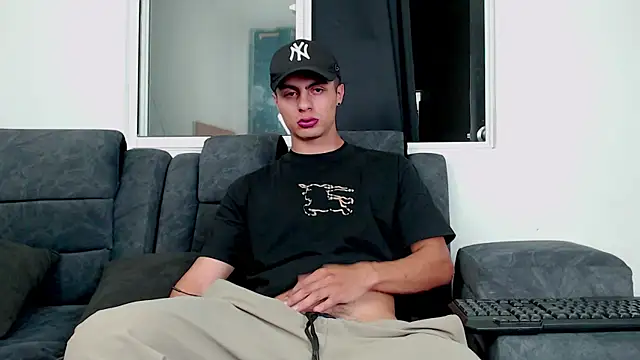 Stiven CL online show from September 14, 10:42 pm