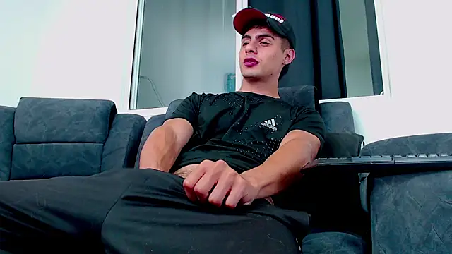 Stiven CL online show from September 17, 5:09 am