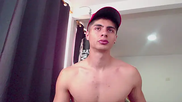 Stiven CL online show from April 16, 1:06 am