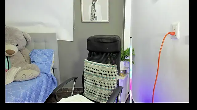 Jessica 79 online show from March 3, 12:00 pm