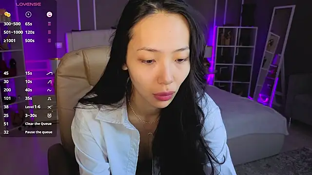  MIURA  online show from February 4, 1:00 am