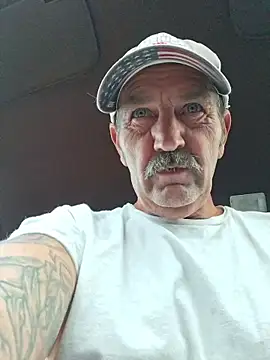 Hotbodyscottie online show from May 10, 10:53 am