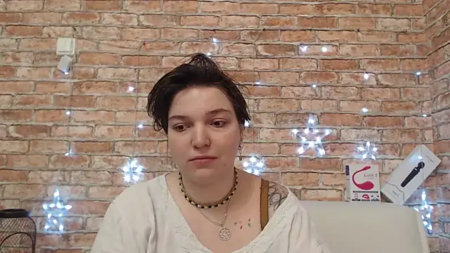 Amelia Kiss  online show from January 15, 12:37 am