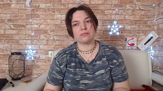 Amelia Kiss  online show from January 19, 12:36 am