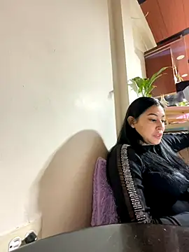 Snapshot of Sol_Miller chatting on September 19, 12:23 am Sol Miller online show from September 19, 12:23 am
