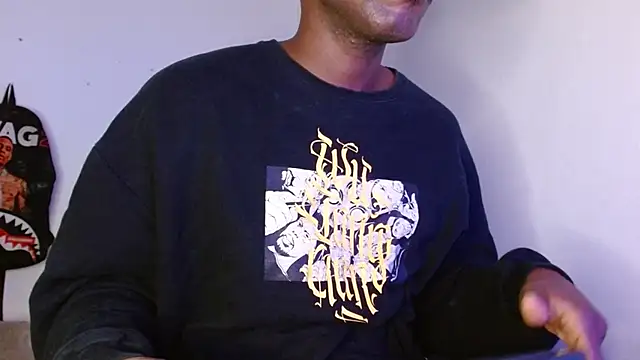 king  Black online show from November 17, 9:04 am