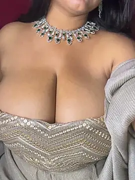 Snapshot of Playful__Princess chatting on January 8, 5:10 am Playful Princess online show from January 8, 5:10 am