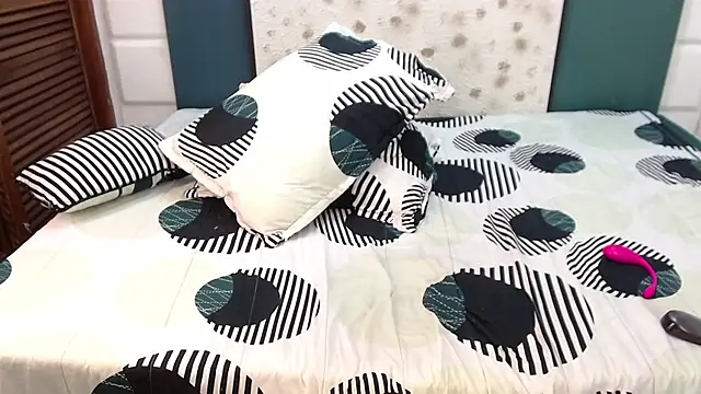 InkedSabrina online show from February 26, 8:04 am