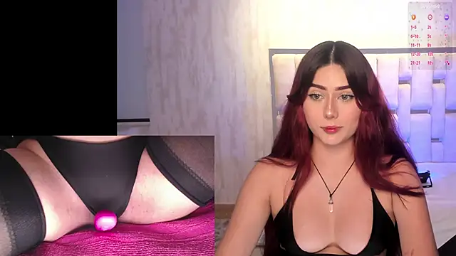 Snapshot of LiaGames chatting on October 24, 11:23 pm LiaGames online show from October 24, 11:23 pm