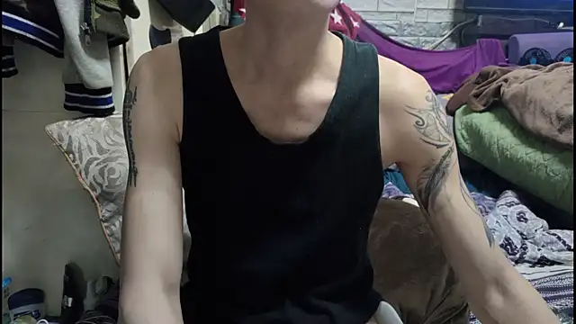 JJjing online show from February 4, 3:51 pm