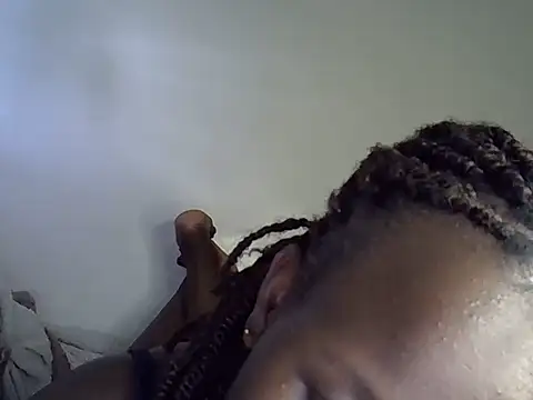 Sonnia  online show from February 3, 2:22 pm