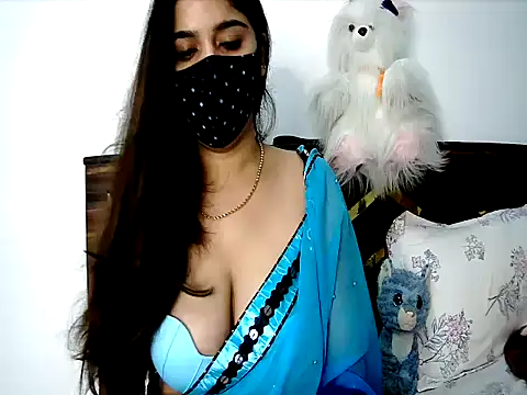 Gloie4u online show from July 8, 9:36 am