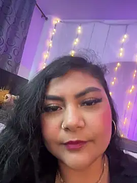 Snapshot of Juli_Walker chatting on March 6, 2:41 am Juli Walker online show from March 6, 2:41 am