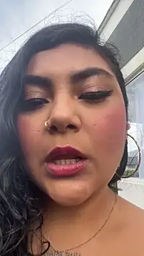 Snapshot of Juli_Walker chatting on March 18, 2:31 pm Juli Walker online show from March 18, 2:31 pm