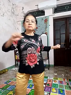 Hotestlove online show from November 24, 2:39 pm