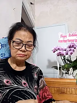 Hotestlove online show from February 14, 1:08 pm