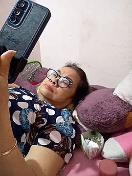 Hotestlove online show from March 28, 9:58 pm