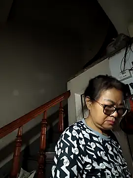 Hotestlove online show from April 8, 4:56 am