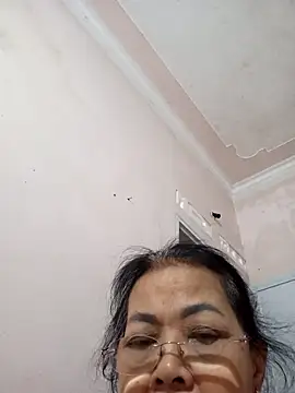 Hotestlove online show from May 5, 12:46 pm