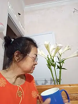 Hotestlove online show from May 20, 11:49 am