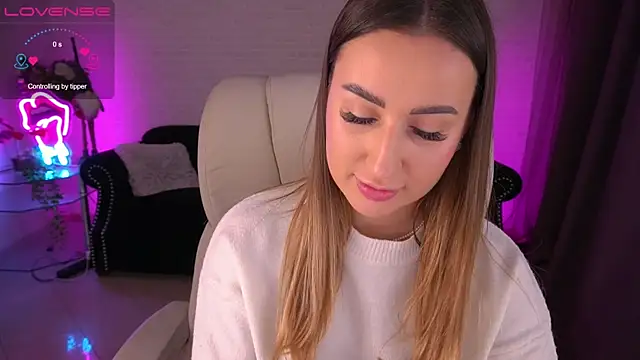 LiaBrazzerr online show from December 20, 6:45 pm