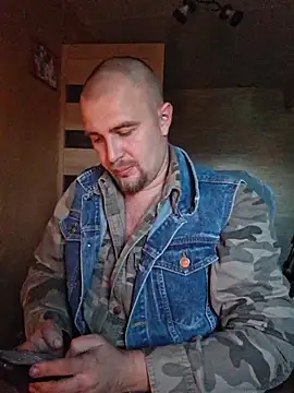 Foxyshaved online show from September 9, 3:50 am