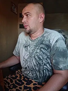 Foxyshaved online show from September 11, 5:40 am