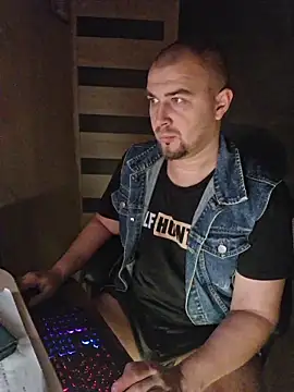 Foxyshaved online show from October 30, 4:36 am