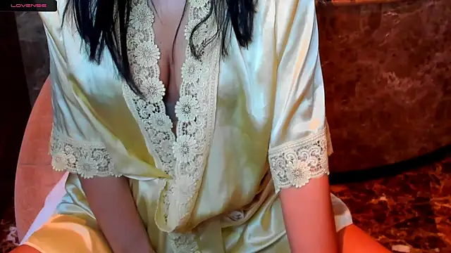 Snapshot of yourastral chatting on December 24, 11:22 pm yourastral online show from December 24, 11:22 pm