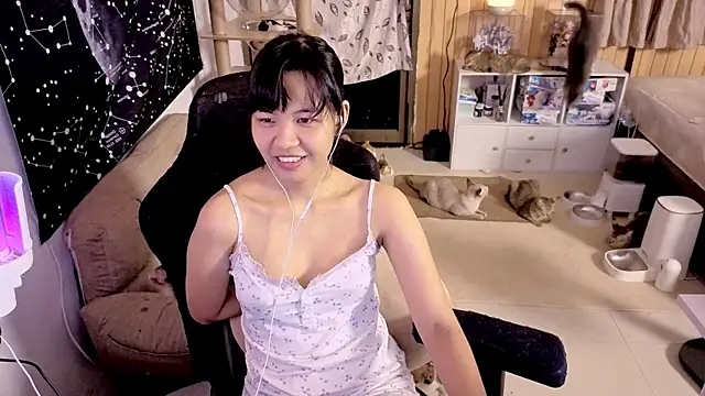 Snapshot of Kana_G chatting on September 23, 3:48 pm Kana G online show from September 23, 3:48 pm