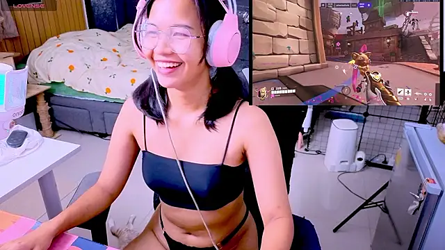 Kana G online show from March 26, 3:06 pm