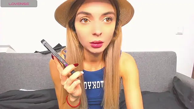 Snapshot of _ellen_meow_ chatting on December 5, 7:28 pm ellen meow online show from December 5, 7:28 pm