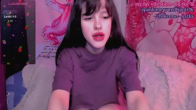 Sofagreen  online show from December 12, 10:31 pm