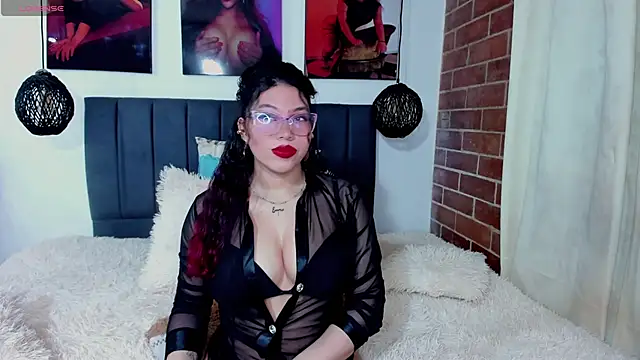 kyliejenner hot online show from May 24, 3:00 am