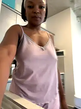 slimcateee online show from November 10, 9:52 am