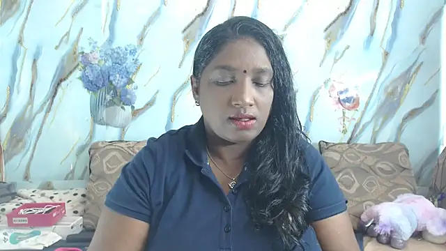 Snapshot of Indian_tracy chatting on May 5, 8:55 am Indian tracy online show from May 5, 8:55 am