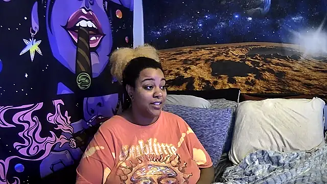 Snapshot of AutumnHart chatting on December 14, 1:27 pm AutumnHart online show from December 14, 1:27 pm